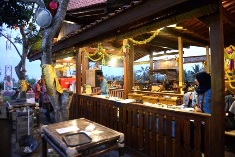 Waroeng Kemarang, Destinasi Kulinernya Banyuwangi