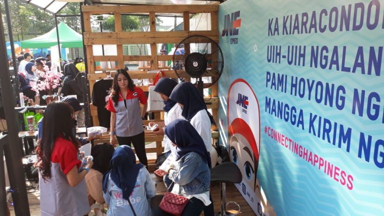 JNE Dorong Kemajuan Dan Berikan Keuntungan Kreator Lokal
