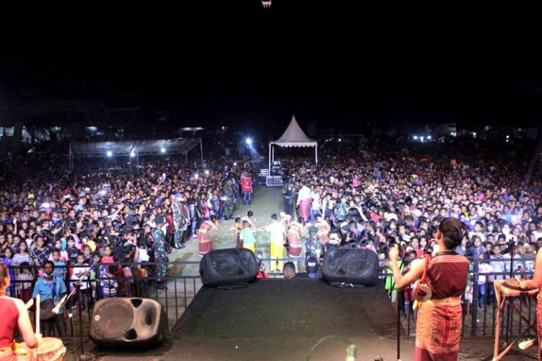 Masyarakat NTT Sangat Menikmati Event Festival Crossborder