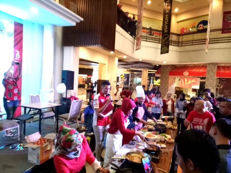 Serunya Agustusan Di Aston Braga