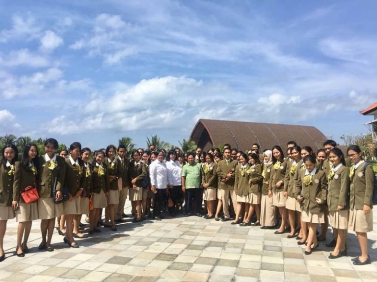 Goes To Campus Tingkatkan Skill Mahasiswa Pariwisata