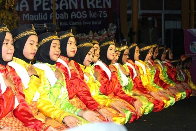 Pesona Pesantren Menjadi Pilar Pendukung Pariwisata Ciamis