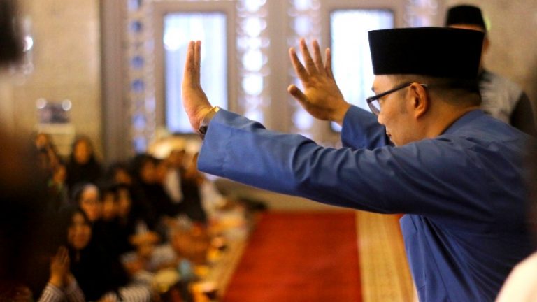 Ke Bogor Ridwan Kamil Bawa “Oleh-oleh” Puluhan Miliar