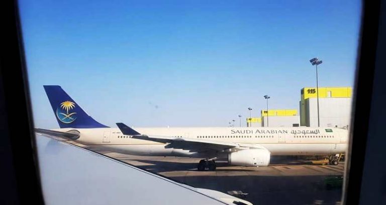 Saudi Arabian Airlines Kini Layani Jeddah-Surabaya
