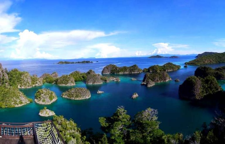 Pantai Navagio Yunani Terbaik Di Dunia,Raja Ampat Peringkat Ke-46