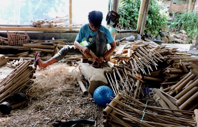 Kampung Angklung Ciamis, Hadir dengan Pemberdayaan Masyarakat