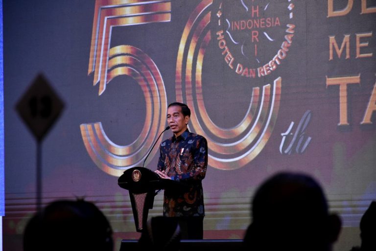 Presiden Jokowi Stop Pelarangan Rapat Di Hotel