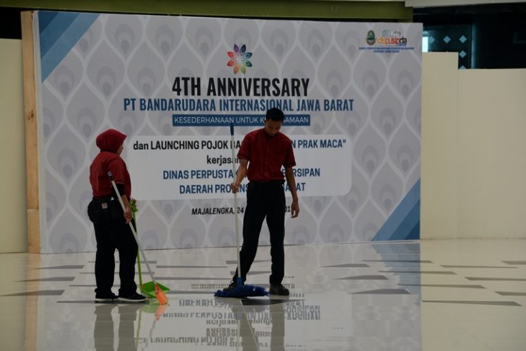 Jokowi: Operasional Bandara Husein Segera Dipindahkan Ke Kertajati