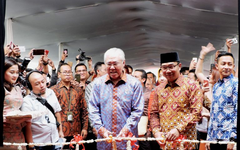 Peringati Harkonas 2019, Ridwan Kamil Buka Pameran Edukasi Konsumen