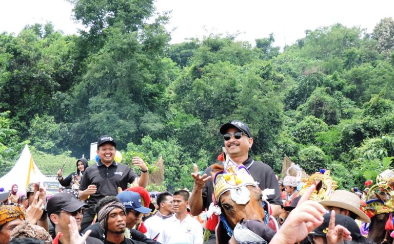 Hardfest #3 Pesona Jatigede Berlangsung Meriah dan Dipadati Pengunjung