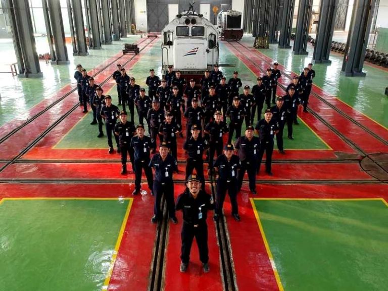 Segera Dibuka Rute Kereta Bandung-Cirebon-Soetta