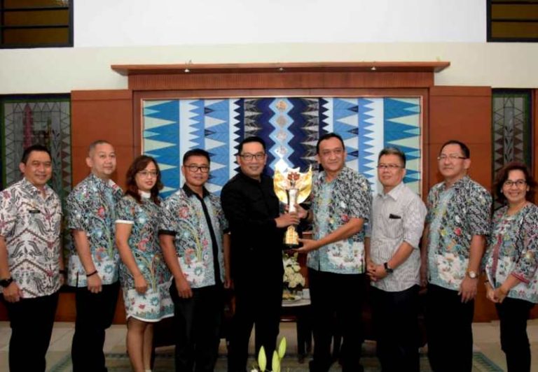 Gubernur Emil: Milenial dan Generasi Z Harus Tahu Cara Bisa Eksis