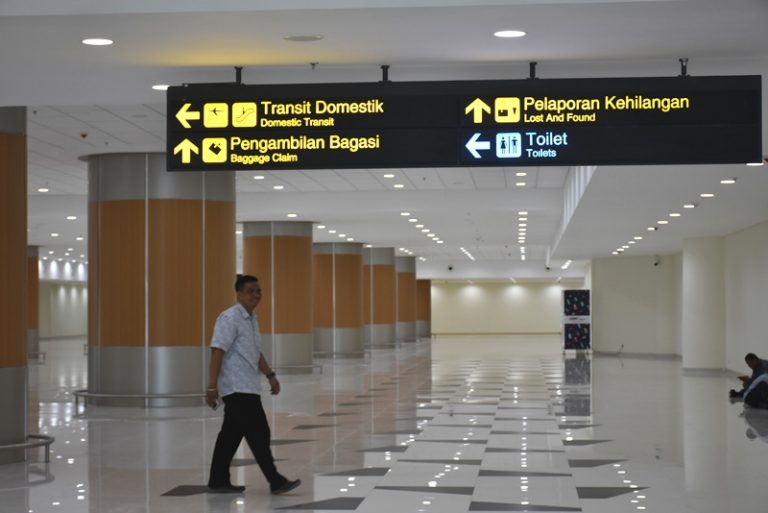 Gubernur Jabar Isyaratkan Pindahkan Bandara Husein Ke BIJB