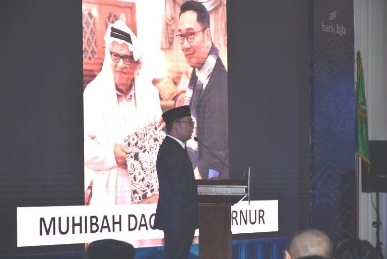 Gubernur Ridwan Janjikan Kadin Yang Pertama Ikut Proyek “Little Dubai”