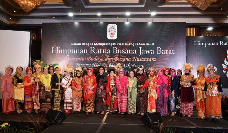 Perayaan HUT ke-3 Himpunan Ratna Busana Jabar Berlangsung Meriah