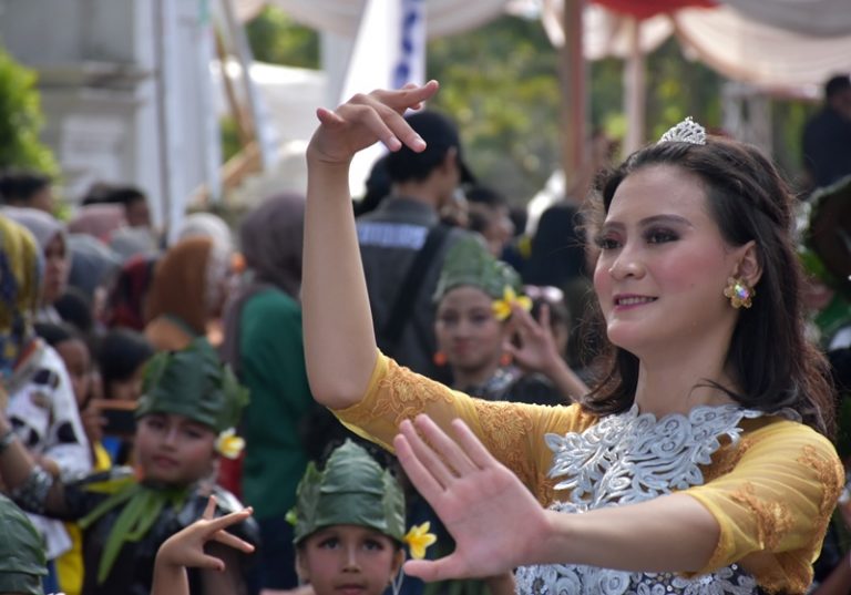 Karnaval Sumedang Yang Membuat Warga Berdecak Kagum