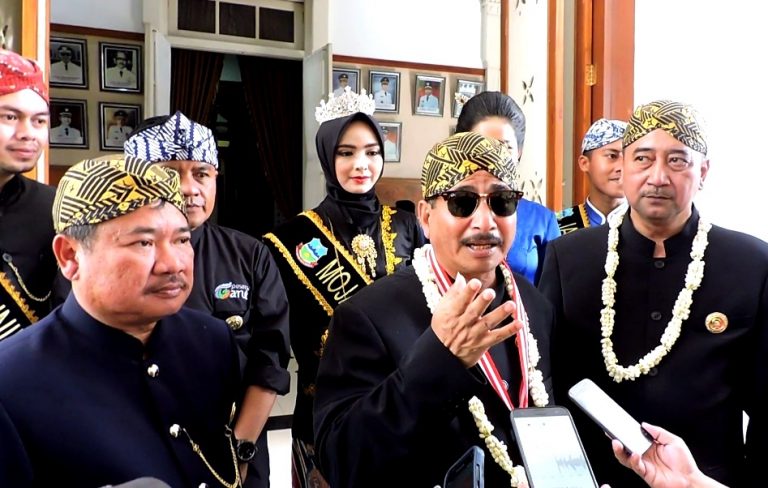 Menpar Menilai Gebyar Pesona Budaya Garut Perlu Kurator