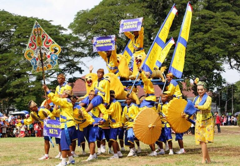 Semarak Festival Seni Usungan Satatar Sunda 2019 di Subang