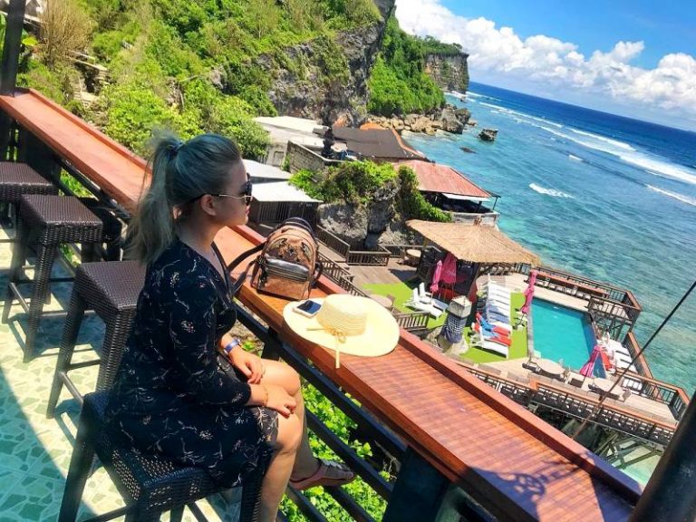 Vogue Pilih Bali Sebagai Cover Destination