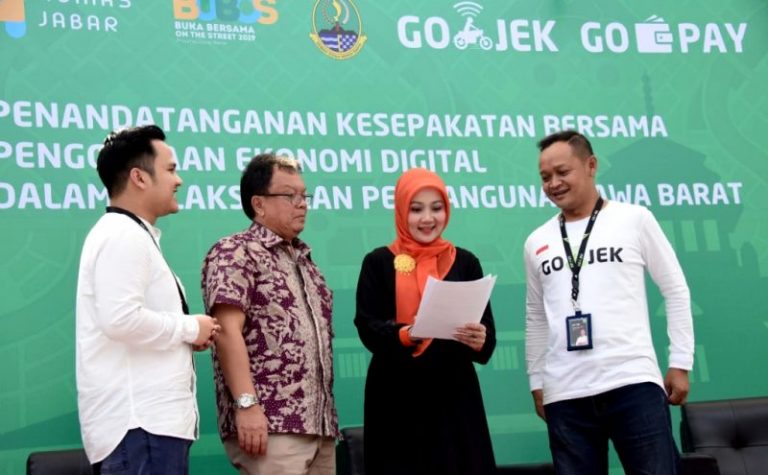 Gandeng Gojek,Pemprov Jabar Kembangkan Ekonomi Digital