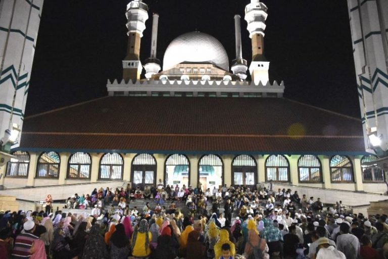 Mudik Lewat Jalur Pantura Mampirlah Ke Beberapa Masjid Ini
