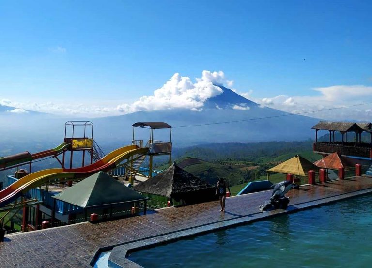 Kamar Rendam Air Panas Personal Bisa Dinikmati Wisatawan