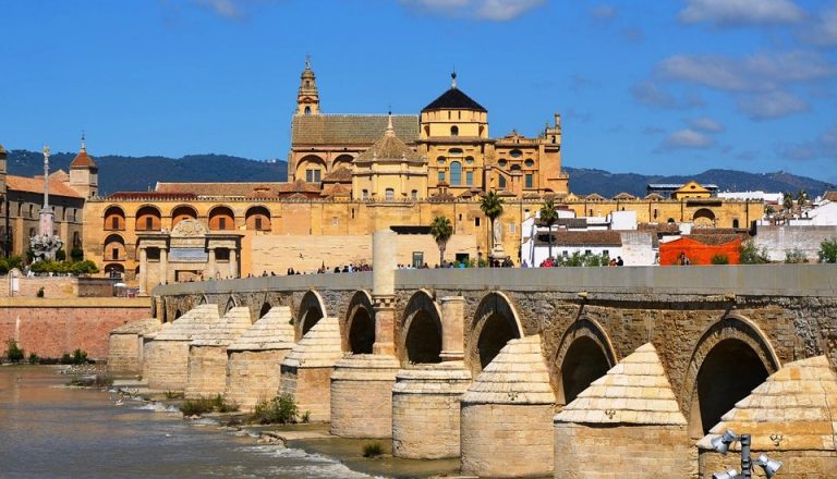 Spanyol, Destinasi Wisata “Moslem Friendly” Populer di Eropa