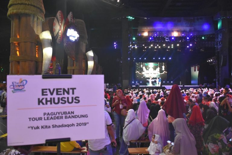 Senyum Kegembiaraan 1000 Anak Yatim Di Acara Paguyuban Tour Leader