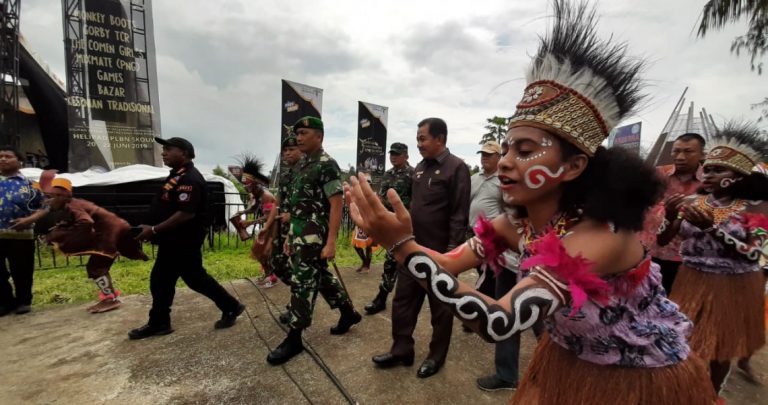 Festival Crossborder Skouw Meriahkan Daerah Perbatasan Papua