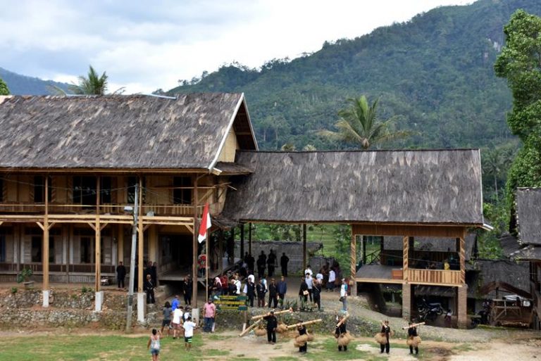 Kampung Adat Kasepuhan Sirnaresmi  Masuk Nominasi API 2021