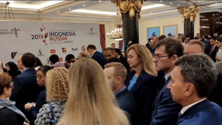 Ribuan Warga Rusia Padati Acara Festival Indonesia