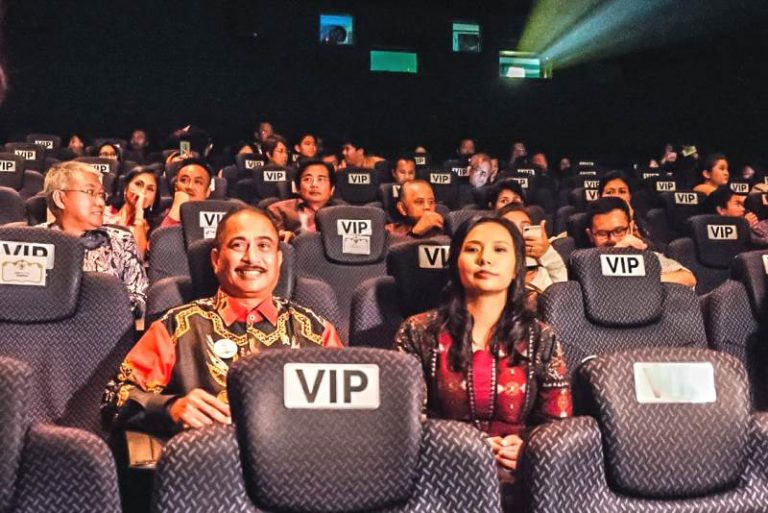 Livi Zheng Dimata Menpar Arief Yahya