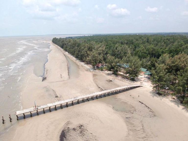 Bungkus, Pulau Rupat Cocok Jadi KEK Pariwisata Riau