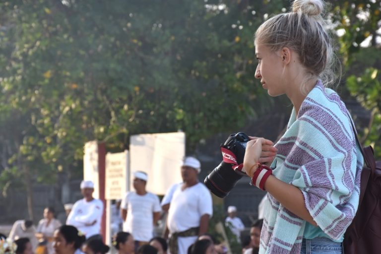 Negara-negara Eropa Mulai Evakuasi Turis Dari Bali