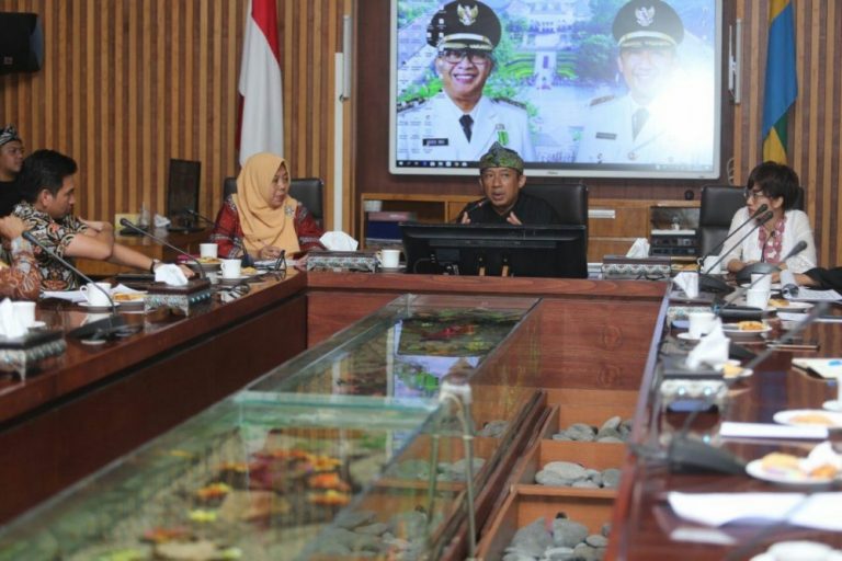 Yana Mulyana Minta Wisata Halal Kota Bandung Segera Terwujud