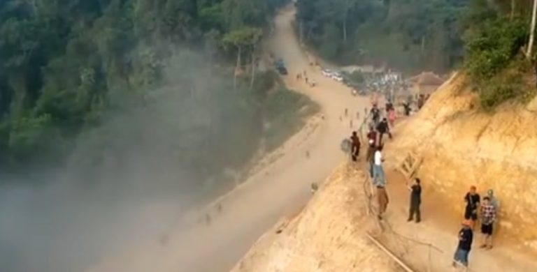 Negeri Di Atas Awan Bisa Membahayakan Pengunjung