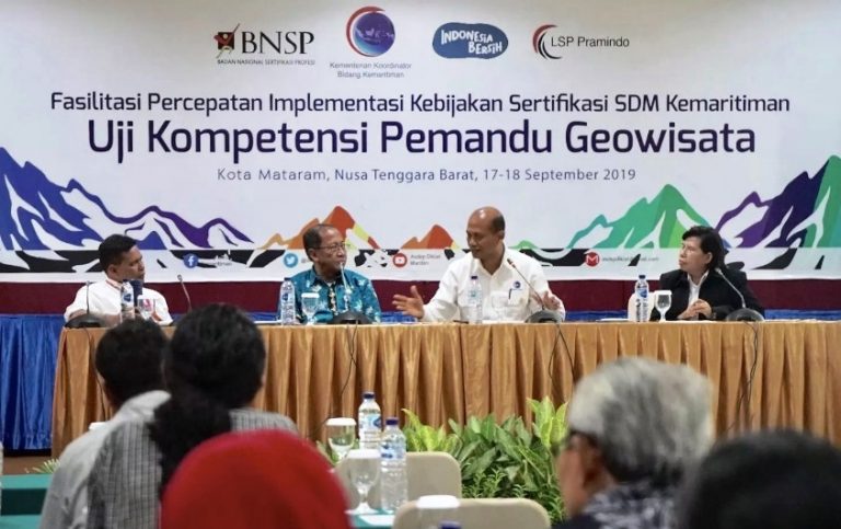 Uji Kompetensi Pemandu Geowisata Pertama di Indonesia