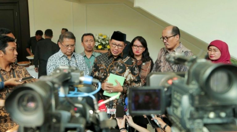Final, Semua Produk Wajib Bersertifikat Halal