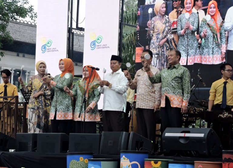 ‘West Java Crafashtival’ PKJB 2019, Promosikan Produk Unggulan Jabar