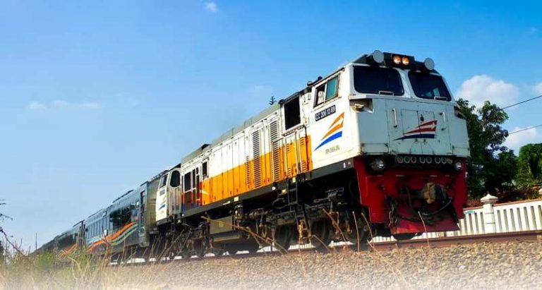 Tinggal Jalur Kereta Banjar-Pangandaran Ditunggu Realisasinya