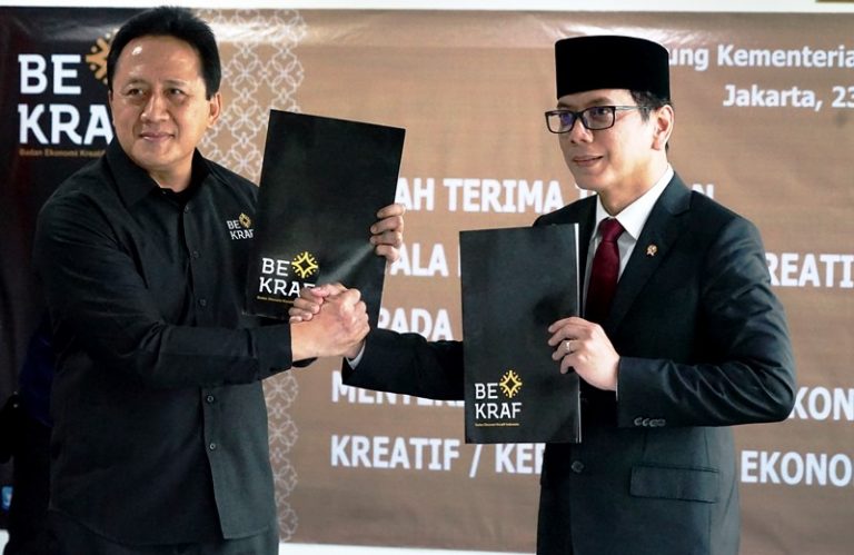 Serah Terima Jabatan Kepala Bekraf, Wishnutama Siap Sinergikan Ekraf dan Pariwisata