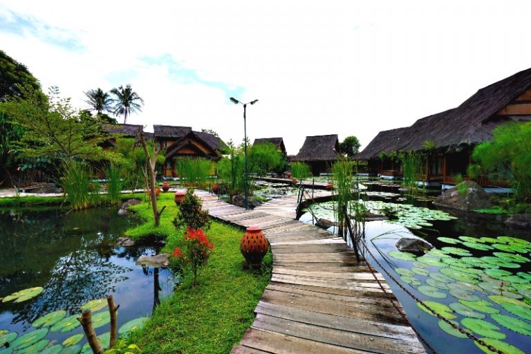 Kampung Sumber Alam Garut Memiliki Keunggulan Karena Filosofi Kesundaan