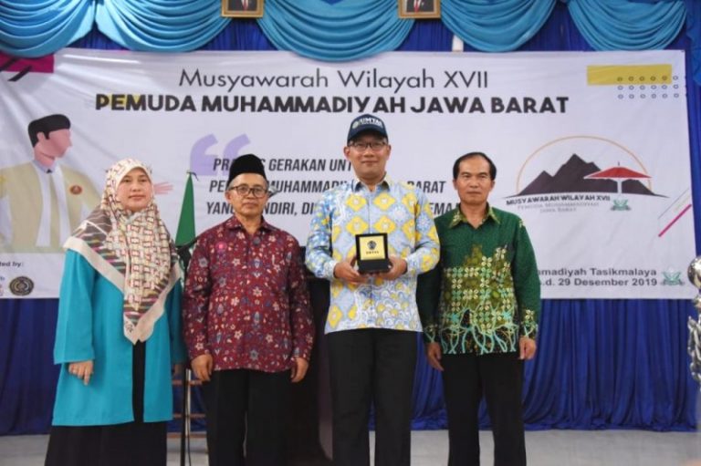 Gubernur Emil: Pemuda Harus Bisa Memanfaatkan Disrupsi di Sektor Pariwisata