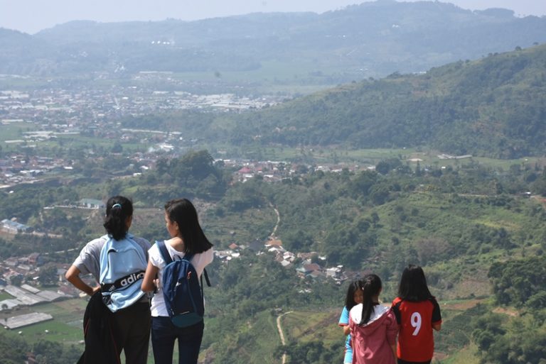 Gunung Kasur Hingga Sevillage Puncak Ciloto,Bisa Jadi Trip Libur Akhir Tahun