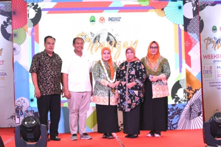 Priangan Weekend Market Dibuka, Dekrasnada Dorong Hak Paten UKM