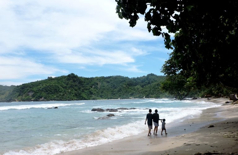 Berwisata Bersama Balita? Simak 6 Tips Berikut Ini!
