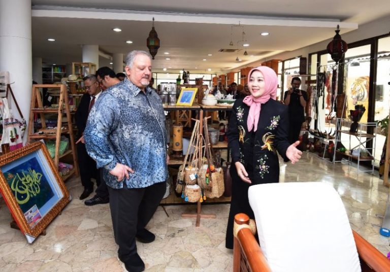 Dubes Arab Saudi Terpukau dengan Kriya Jabar dan Tahura