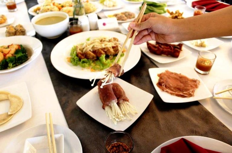 Chinese Buffet Dinner di Puspamaya Restaurant Shakti Hotel Bandung
