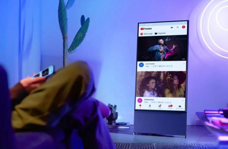 TV Sero Bisa Berputar Secara Vertikal Layaknya Smartphone
