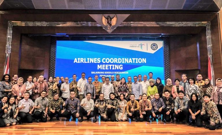 Menparekraf Dorong Maskapai Manfaatkan Slot Kosong Penerbangan